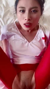 淫荡护士母狗被操喷了全程骚话不断