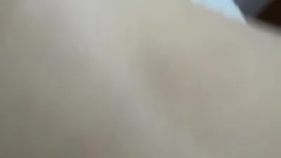 母狗贱逼侧后入