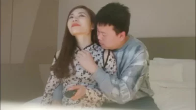 粉嫩小泬WWW免费视频网站下载